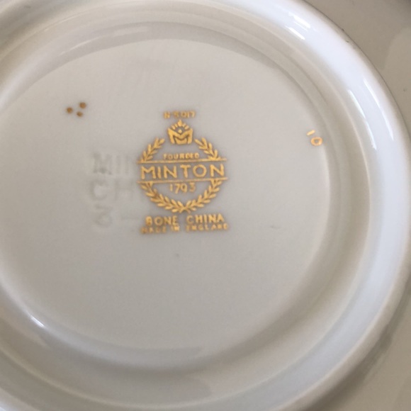 🇬🇧4 ANTIQUE ENGLISH MINTON CHINA🇬🇧 DISCONTINUED ANCESTRAL GOLD PATTERN. EUC - Picture 8 of 8